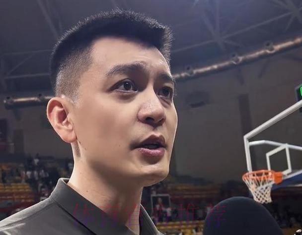 慢镜还原!杨鸣只让亨特打3分钟便弃用,1漏防、3甩锅揭原委 慢镜还原!杨鸣只让亨特打3分钟便弃用,1漏防、3甩锅揭原委